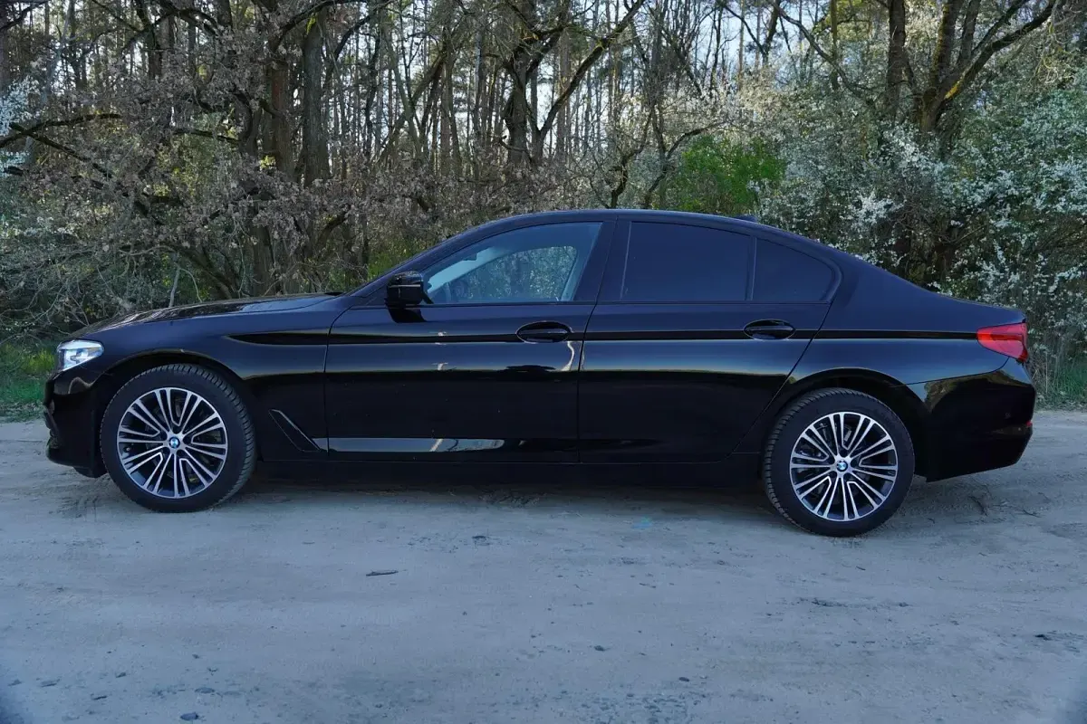 Gebraucht BMW 520 190 PS (139 kW) 2019 Schwarz Limousine