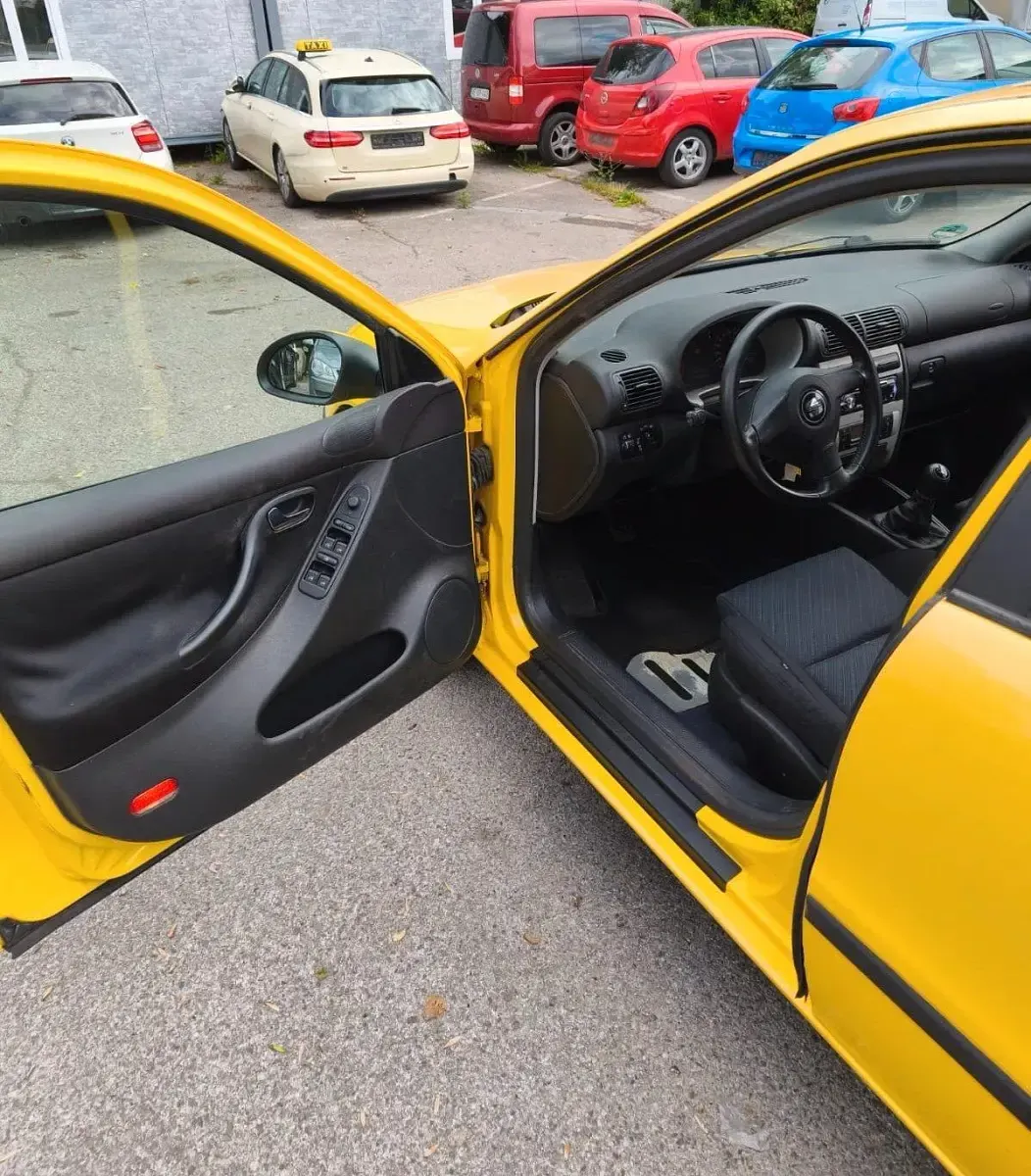 Gebraucht Seat Leon 105 PS (77 kW) 2004 Gelb Kleinwagen
