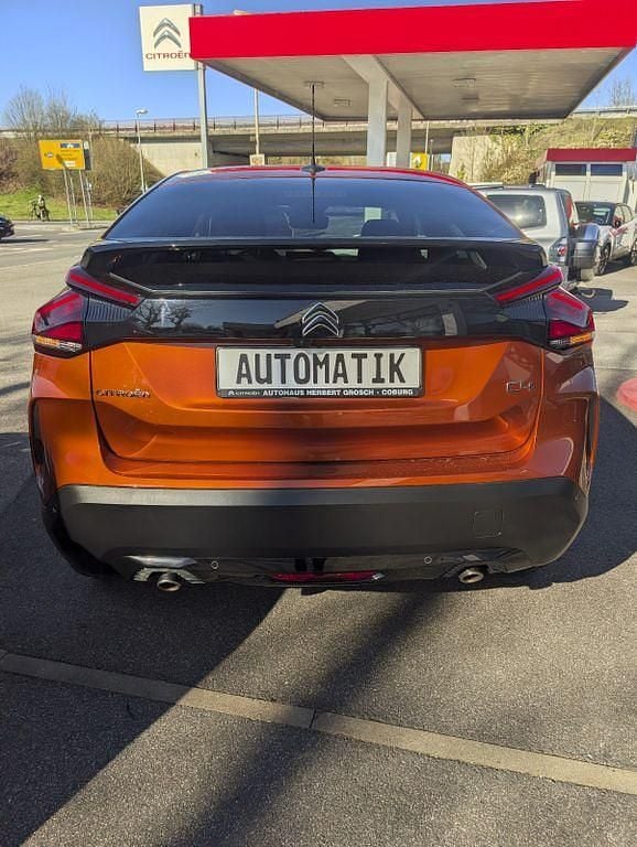 Gebraucht Citroën C4 Shine 155 PS (114 kW) 2022 Orange Limousine
