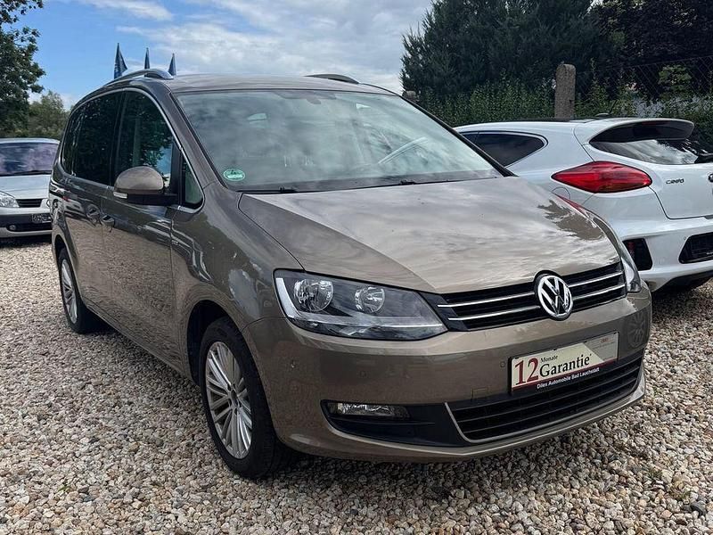 Gebraucht VW Sharan Cup 200 PS (147 kW) 2015 Gold Van / Kleinbus