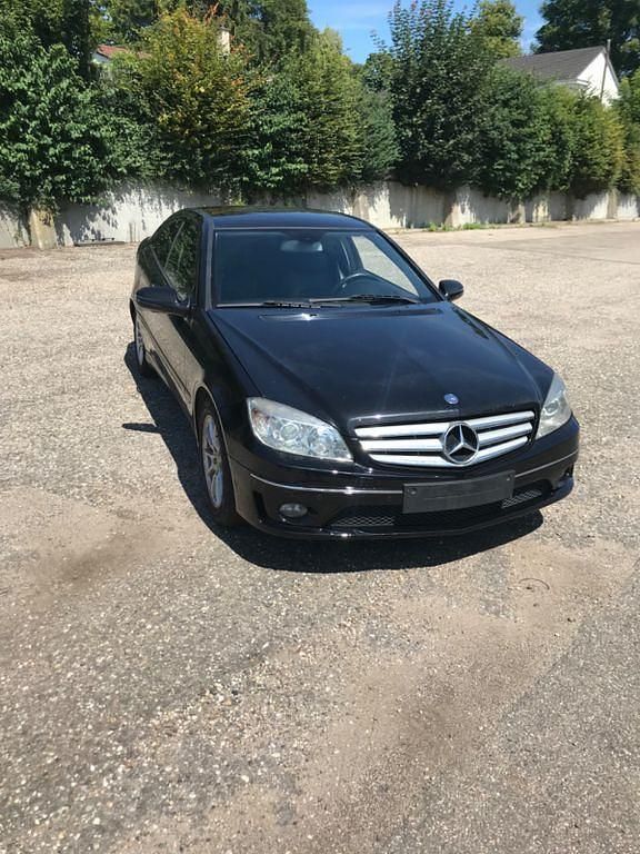 Schwarz Gebraucht 2010 Mercedes 200 Coupé | 2.000 € - Bild 1/4