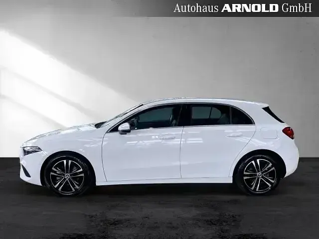 Gebraucht Mercedes A200 Progressive 150 PS (110 kW) 2025 Weiß Limousine