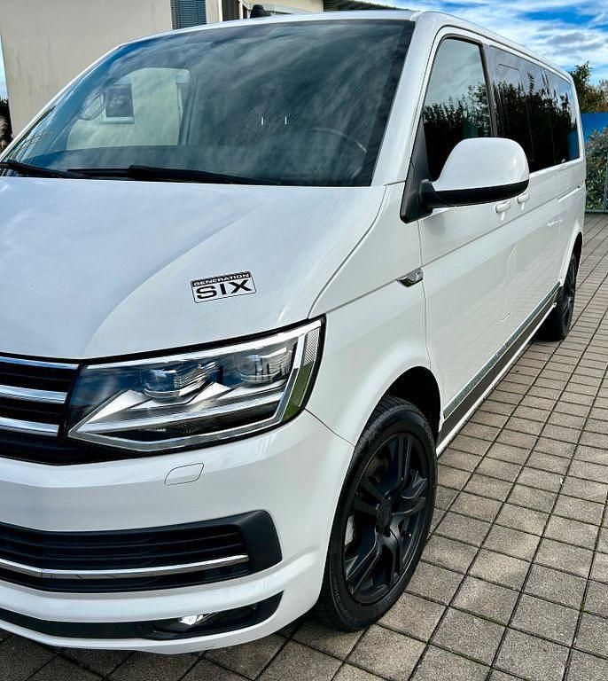 Second-hand VW Multivan 204 CP (150 kW) 2016 Alb Monovolum