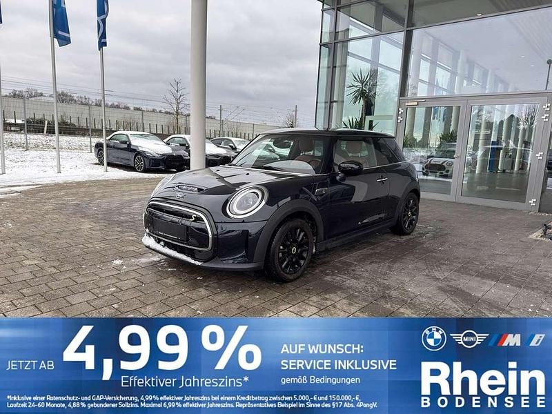 Mini yours enigmatic black met Gebraucht 2023 Mini Cooper SE Kleinwagen | 21.280 € (Etwas zu teuer) - Bild 1/4