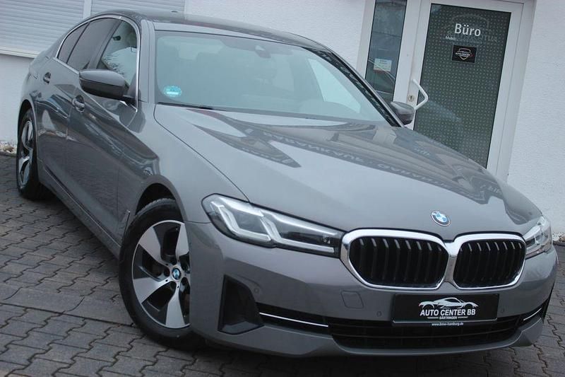 Gebraucht BMW 520 Performance 190 PS (139 kW) 2022 Grau Limousine