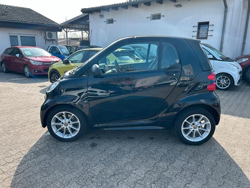 Gebraucht Smart ForTwo Coupé 84 PS (61 kW) 2014 Schwarz Coupé