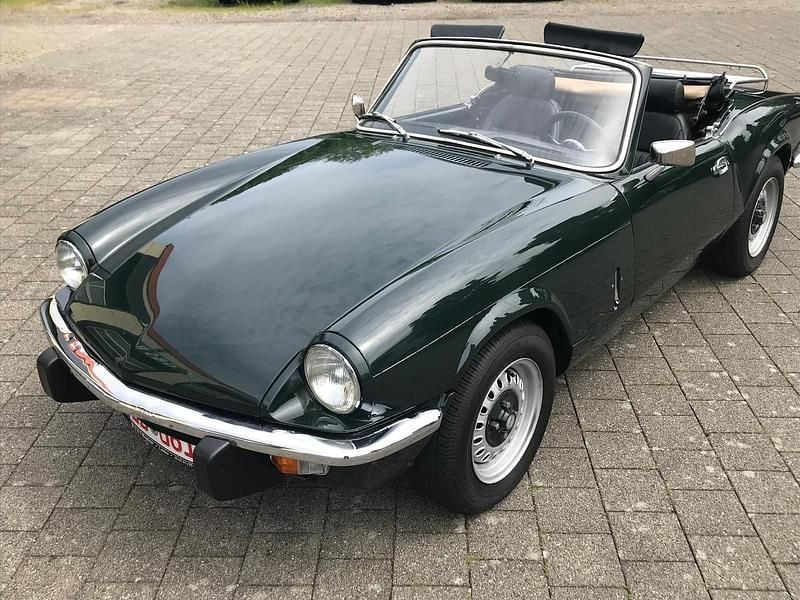 Grün Gebraucht 1973 Triumph Spitfire Cabrio | 11.999 € - Bild 1/4
