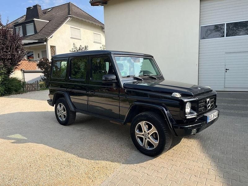 Schwarz Gebraucht 2015 Mercedes G350 SUV | 49.000 € (Fairer Preis) - Bild 1/4