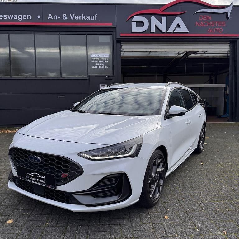 Gebraucht Ford Focus ST 280 PS (205 kW) 2023 Weiß Limousine