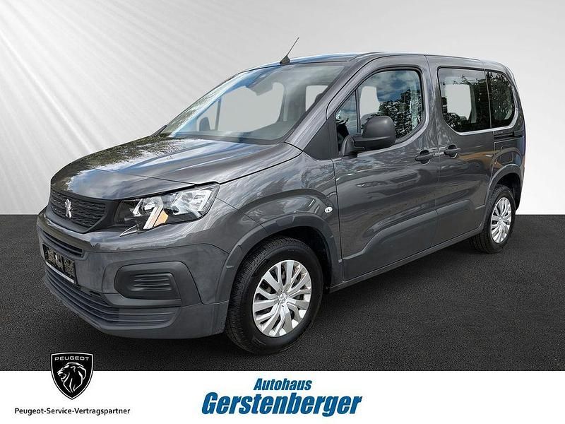 Grau Gebraucht 2019 Peugeot Rifter Active Van / Kleinbus | 19.990 € (Etwas zu teuer) - Bild 1/4