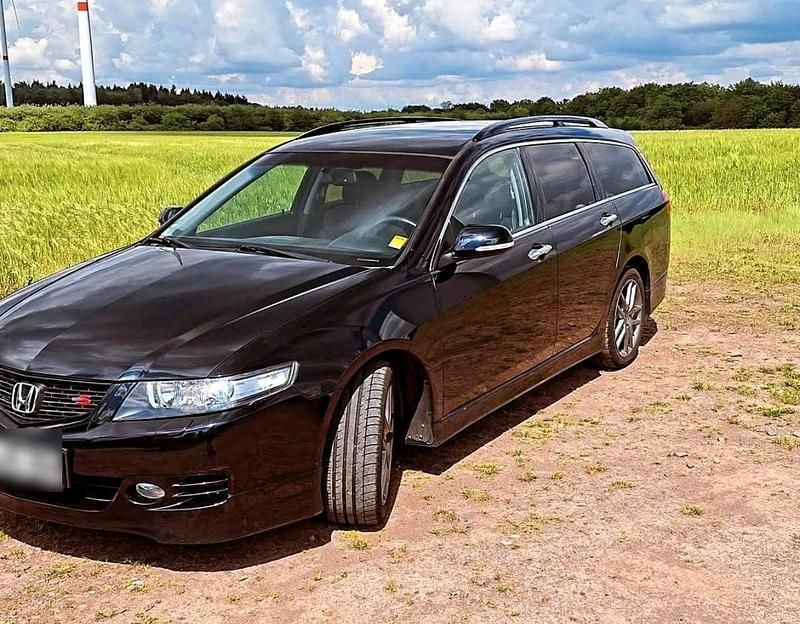 Schwarz Gebraucht 2007 Honda Accord Type S Kombi | 7.000 € (Etwas zu teuer) - Bild 1/4