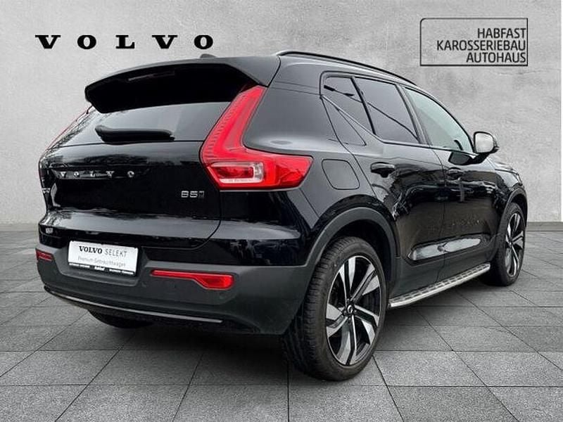 Second-hand Volvo XC40 Ultimate 250 CP (183 kW) 2023 Negru SUV