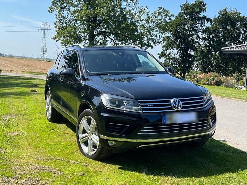 Schwarz Gebraucht 2017 VW Touareg SUV | 16.000 € (Superpreis) - Bild 1/4