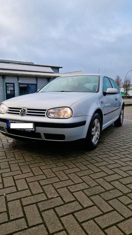 Gebraucht VW Golf IV 75 PS (55 kW) 1998 Silber Kleinwagen