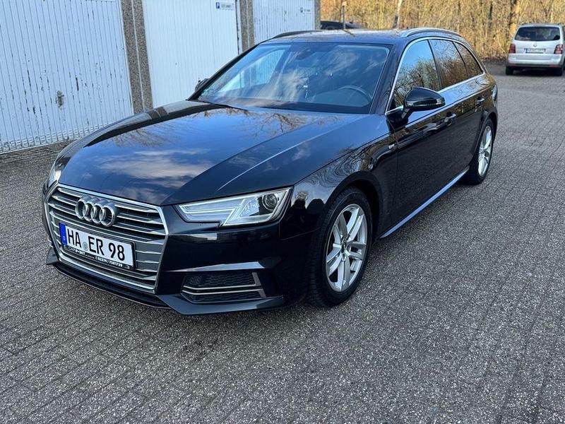 Gebraucht Audi A4 Sport 150 PS (110 kW) 2018 Schwarz Kombi