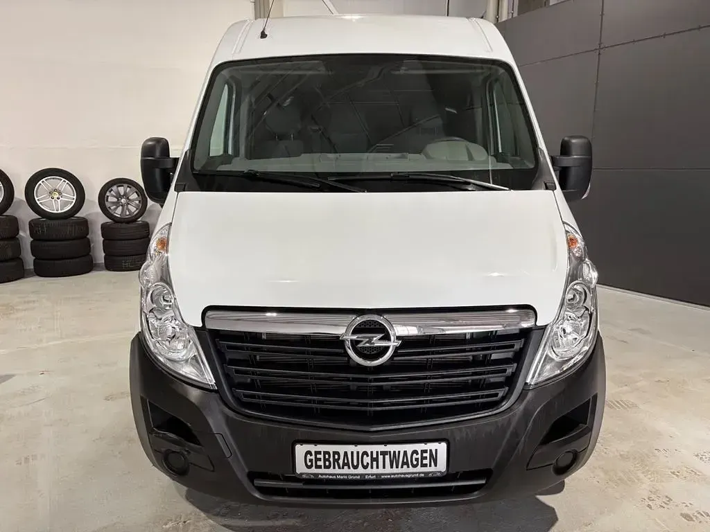 Gebraucht Opel Movano 110 PS (80 kW) 2017 Weiß Van / Kleinbus