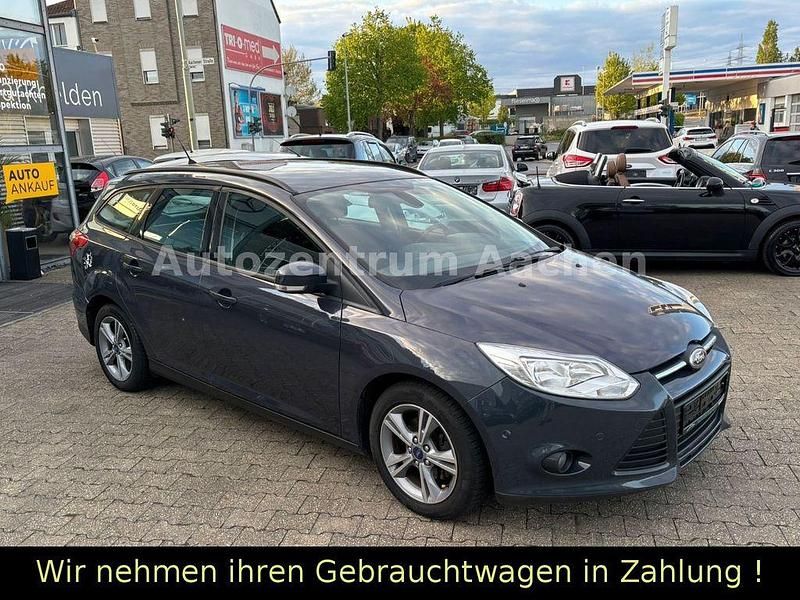 Usata Ford Focus 116 CV (85 kW) 2014 Nero Berlina