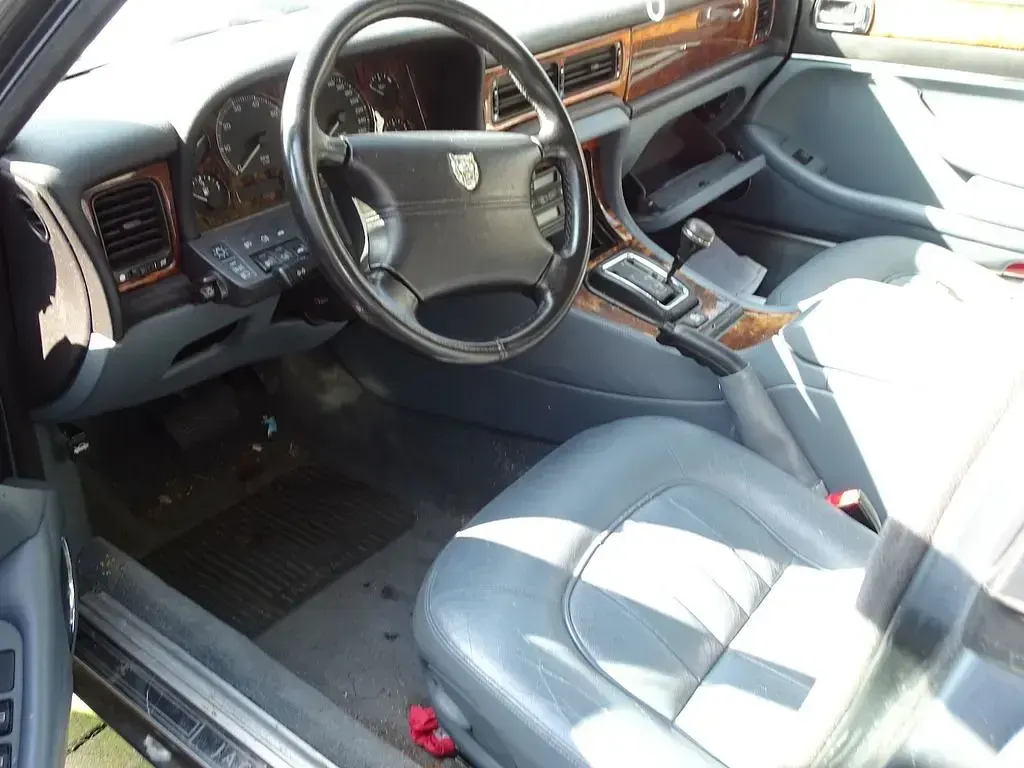 Gebraucht Jaguar XJ6 211 PS (155 kW) 1996 Grau Limousine