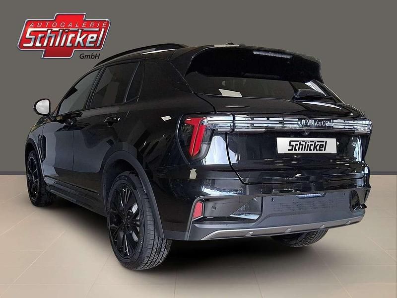 Neu Lynk & Co 01 280 PS (205 kW) 2025 Sparkling black SUV