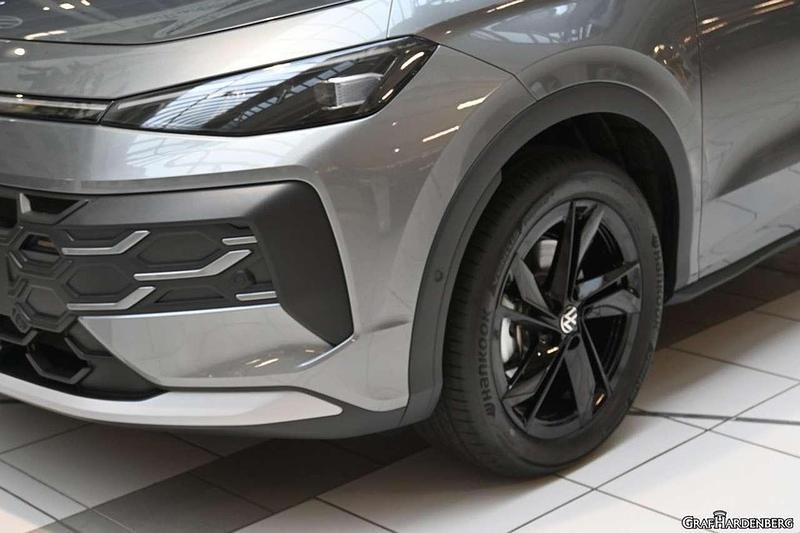 Neu VW T-Roc Style 116 PS (85 kW) 2026 Wolf grey metallic SUV