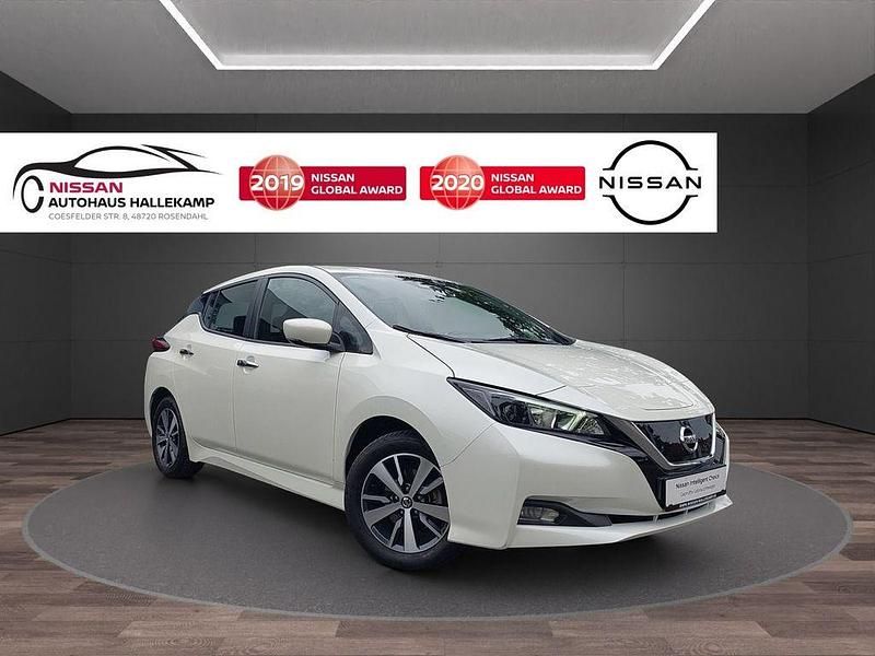 Weiß Gebraucht 2021 Nissan Leaf Acenta Kleinwagen | 12.500 € (Superpreis) - Bild 1/4