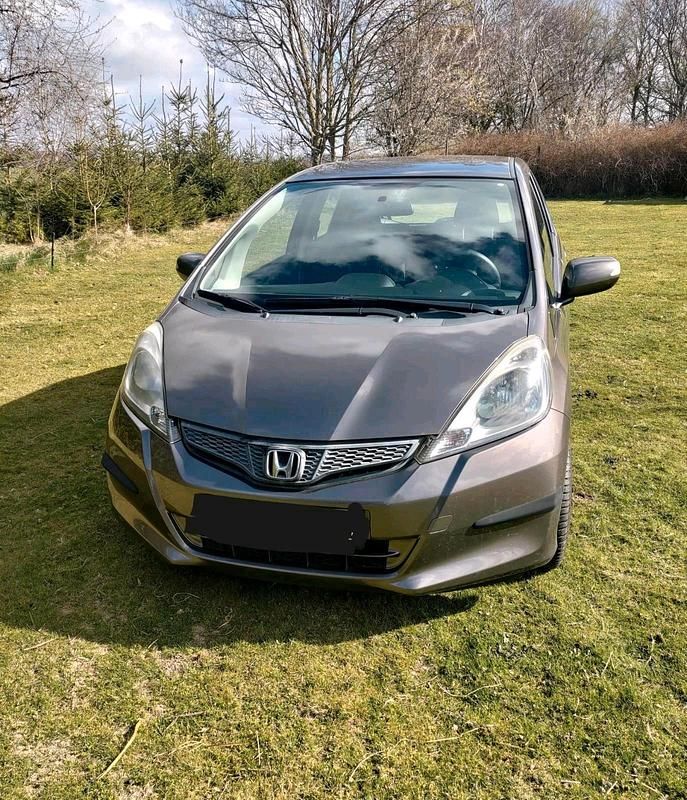 Gebraucht Honda Jazz 101 PS (74 kW) 2012 Braun Kleinwagen