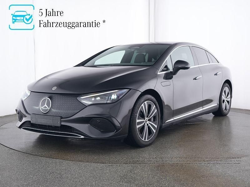 Metalliclack graphitgrau Gebraucht 2024 Mercedes EQE300 Electric Art Limousine | 43.810 € (Fairer Preis) - Bild 1/4