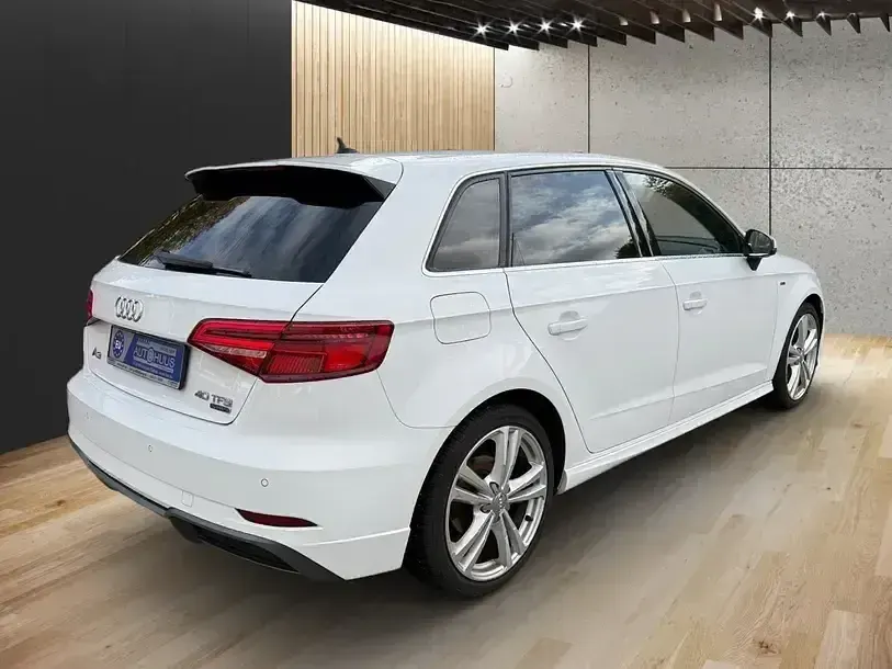 Gebraucht Audi A3 S-Line 190 PS (139 kW) 2020 Weiß Limousine