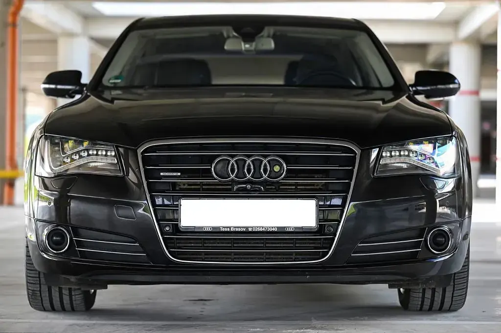 Gebraucht Audi A8L Ambiente 250 PS (183 kW) 2012 Schwarz Limousine
