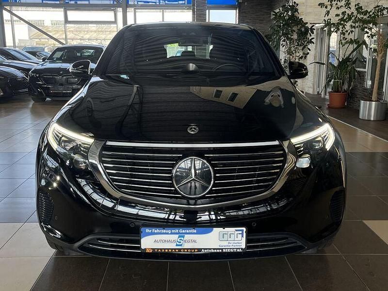 Gebraucht Mercedes EQC400 300 kW (408 PS) 2021 Schwarz SUV