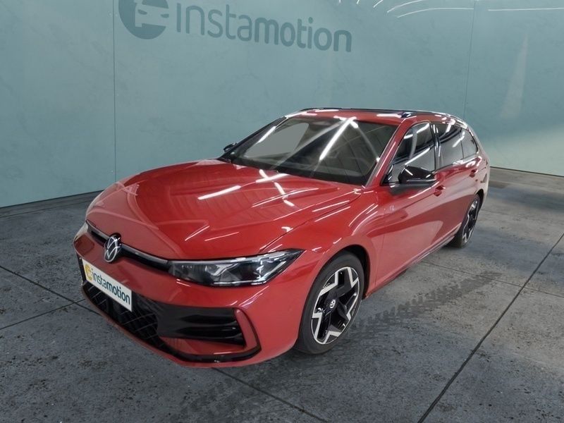 Gebraucht VW Passat Style 150 PS (110 kW) 2024 Rot Kombi