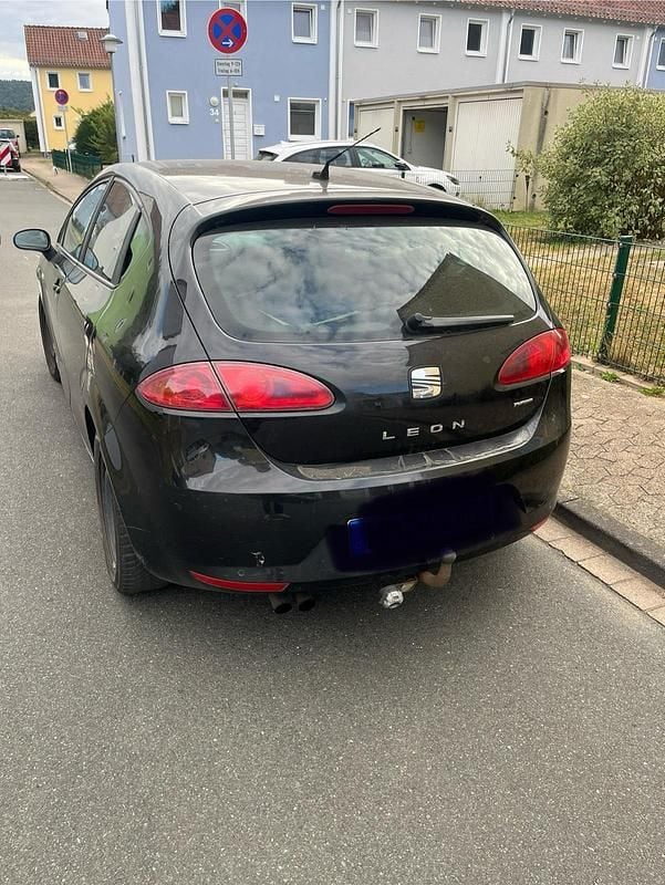 Usata Seat Leon 140 CV (102 kW) 2004 Nero Utilitaria