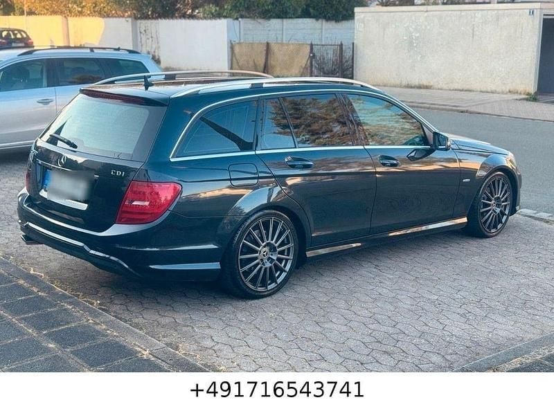 Gebraucht Mercedes C250 AMG line 204 PS (150 kW) 2011 Schwarz Kombi