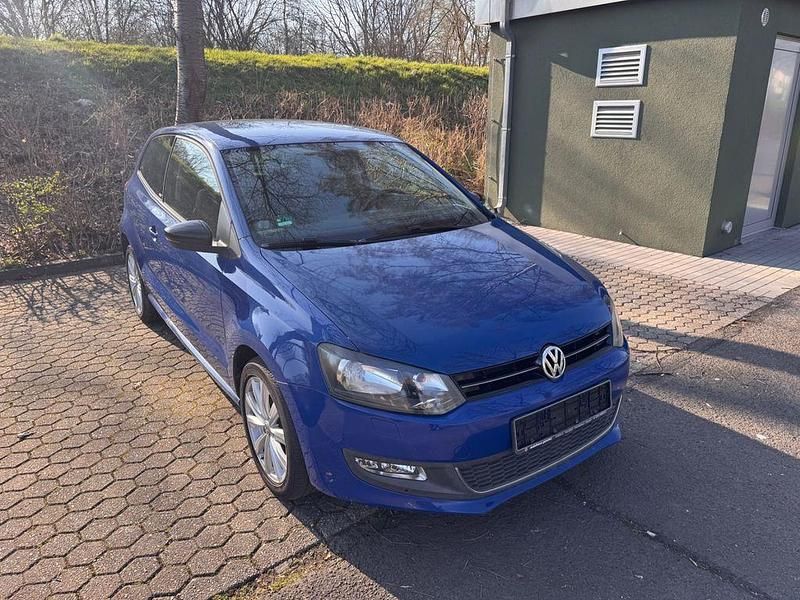 Gebraucht VW Polo Trendline 60 PS (44 kW) 2011 Blau Kleinwagen