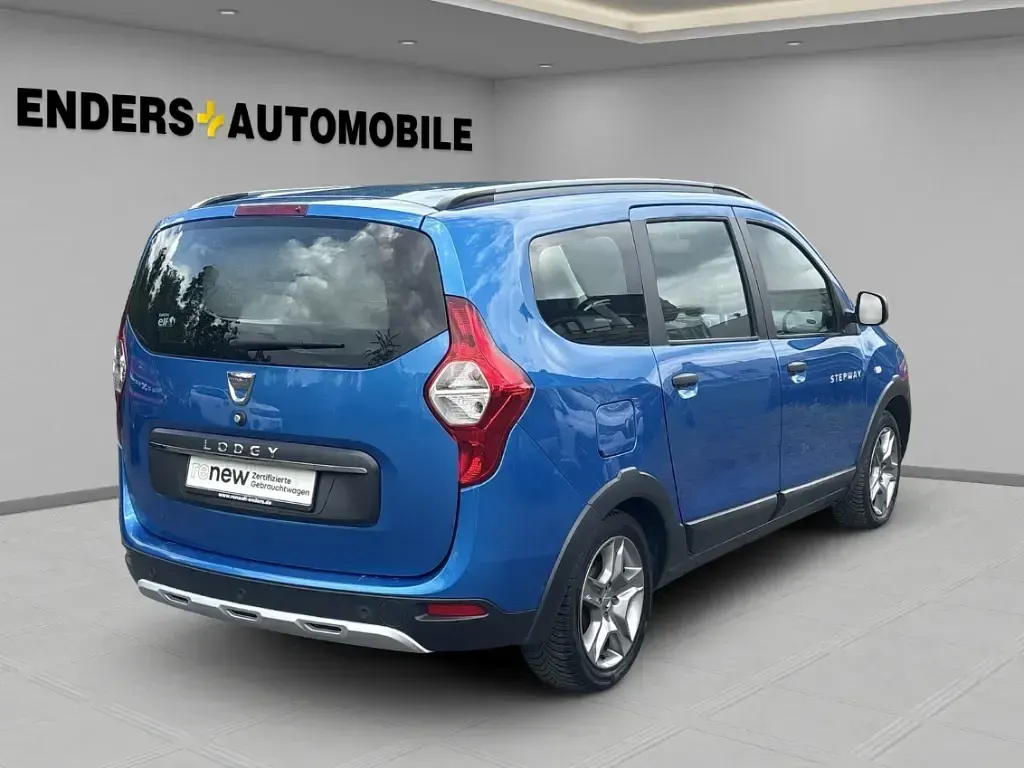 Gebraucht Dacia Lodgy Stepway 131 PS (96 kW) 2020 Blau Van / Kleinbus