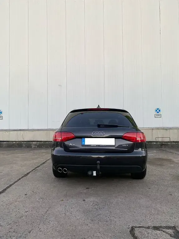 Gebraucht Audi A4 120 PS (88 kW) 2010 Grau Kombi