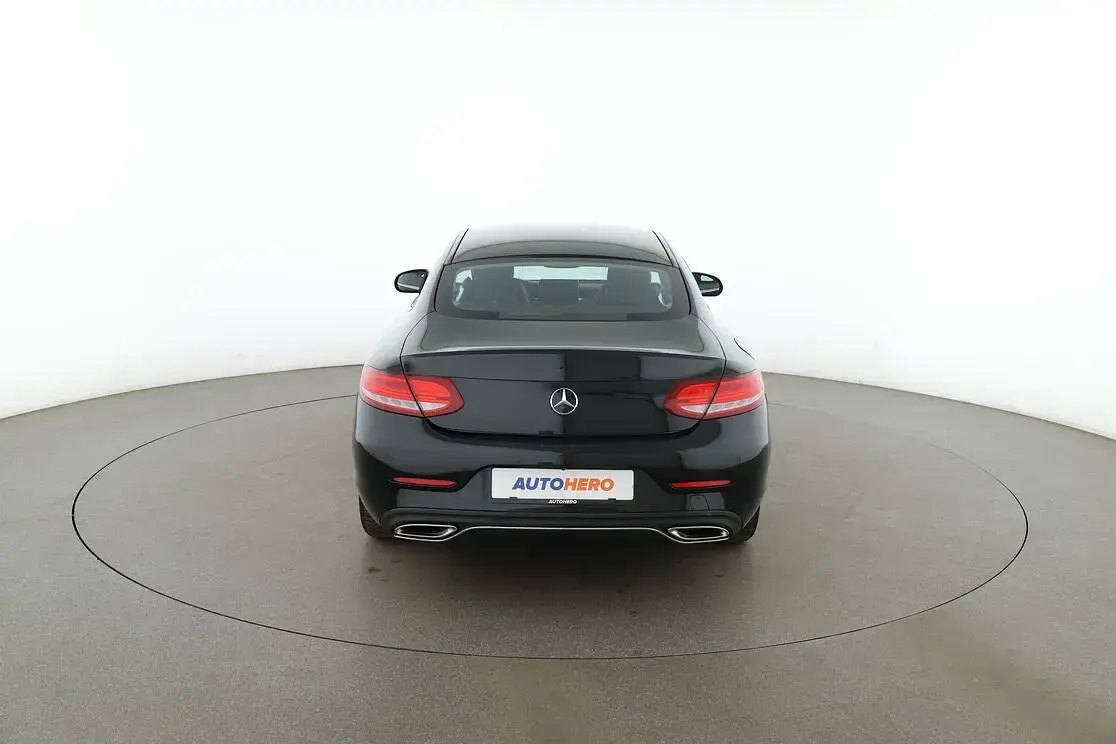Gebraucht Mercedes C200 184 PS (135 kW) 2016 Schwarz Coupé