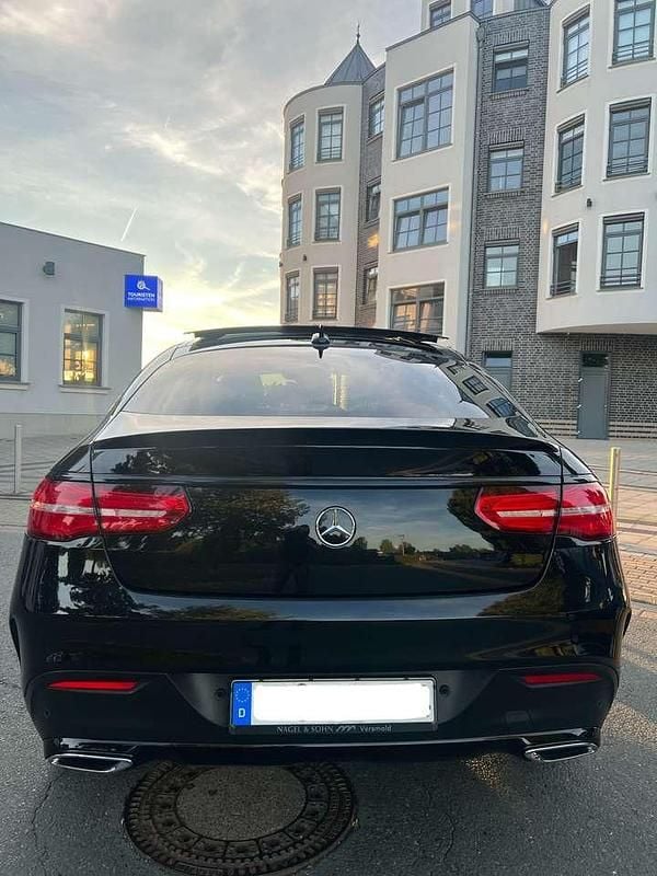 Gebraucht Mercedes GLE350 AMG line 258 PS (189 kW) 2018 Schwarz Coupé