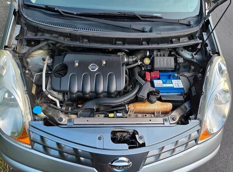 Grau Gebraucht 2006 Nissan Note Van / Kleinbus | 1.799 € (Guter Preis) - Bild 1/4