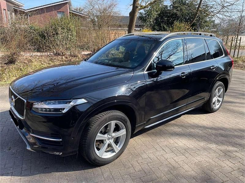 Schwarz Gebraucht 2015 Volvo XC90 Momentum SUV | 27.000 € (Etwas zu teuer) - Bild 1/4