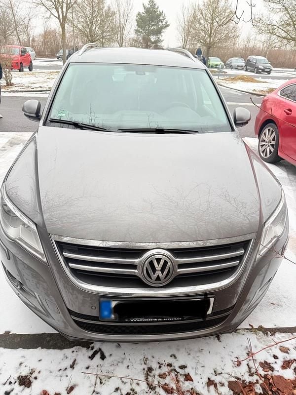 Gebraucht VW Tiguan 150 PS (110 kW) 2011 Grau SUV