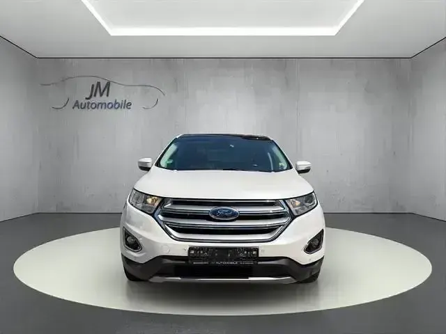 Gebraucht Ford Edge Titanium 209 PS (153 kW) 2017 Weiß SUV
