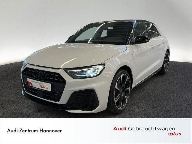 Weiß Gebraucht 2025 Audi A1 Sportback S-Line Kleinwagen | 33.990 € (Teuer) - Bild 1/4