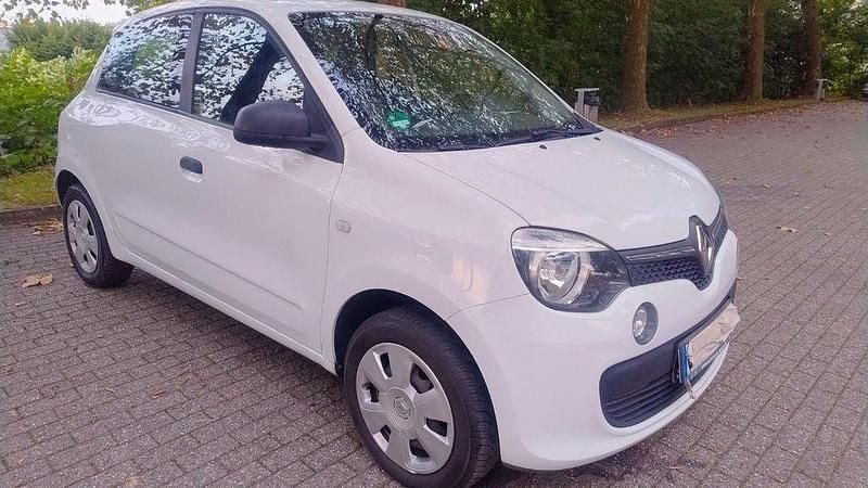 Weiß Gebraucht 2017 Renault Twingo Kleinwagen | 3.000 € (Guter Preis) - Bild 1/4