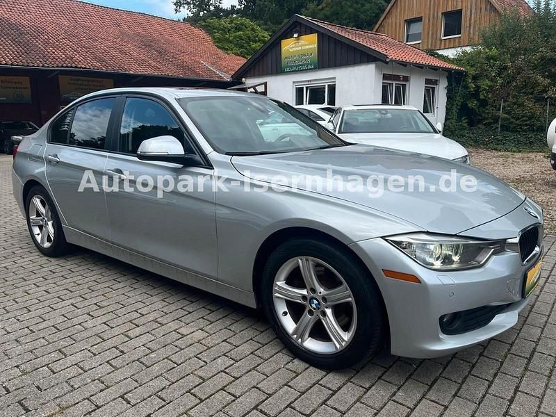 Gebraucht BMW 320 Efficient Dynamics 184 PS (135 kW) 2014 Weiß Limousine