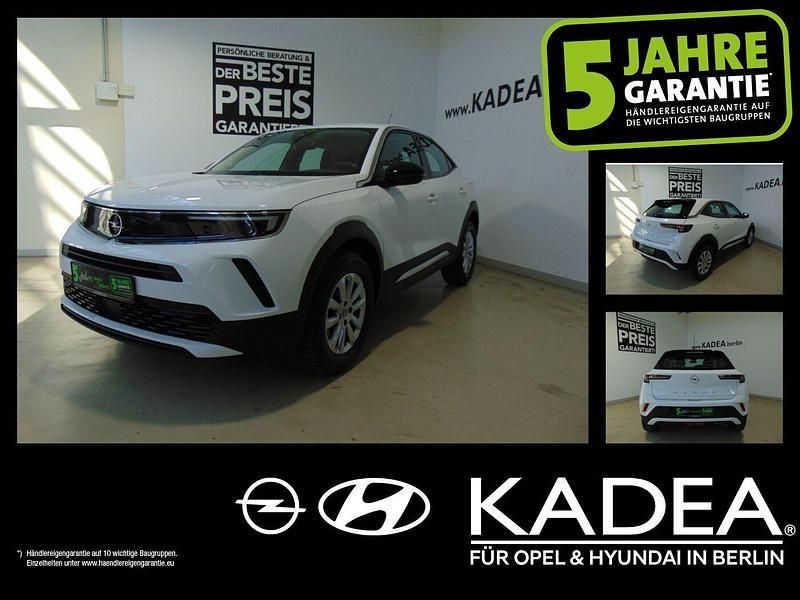 Jade weiss/arktis weiss Gebraucht 2021 Opel Mokka SUV | 17.850 € (Superpreis) - Bild 1/4