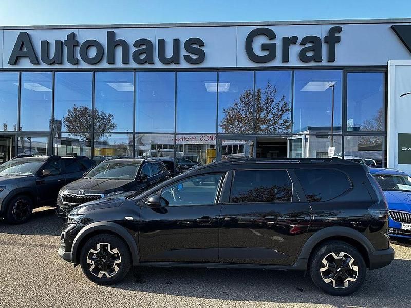 Neu Dacia Jogger Journey 154 PS (113 kW) 2026 Perlmuttschwarz Van / Kleinbus