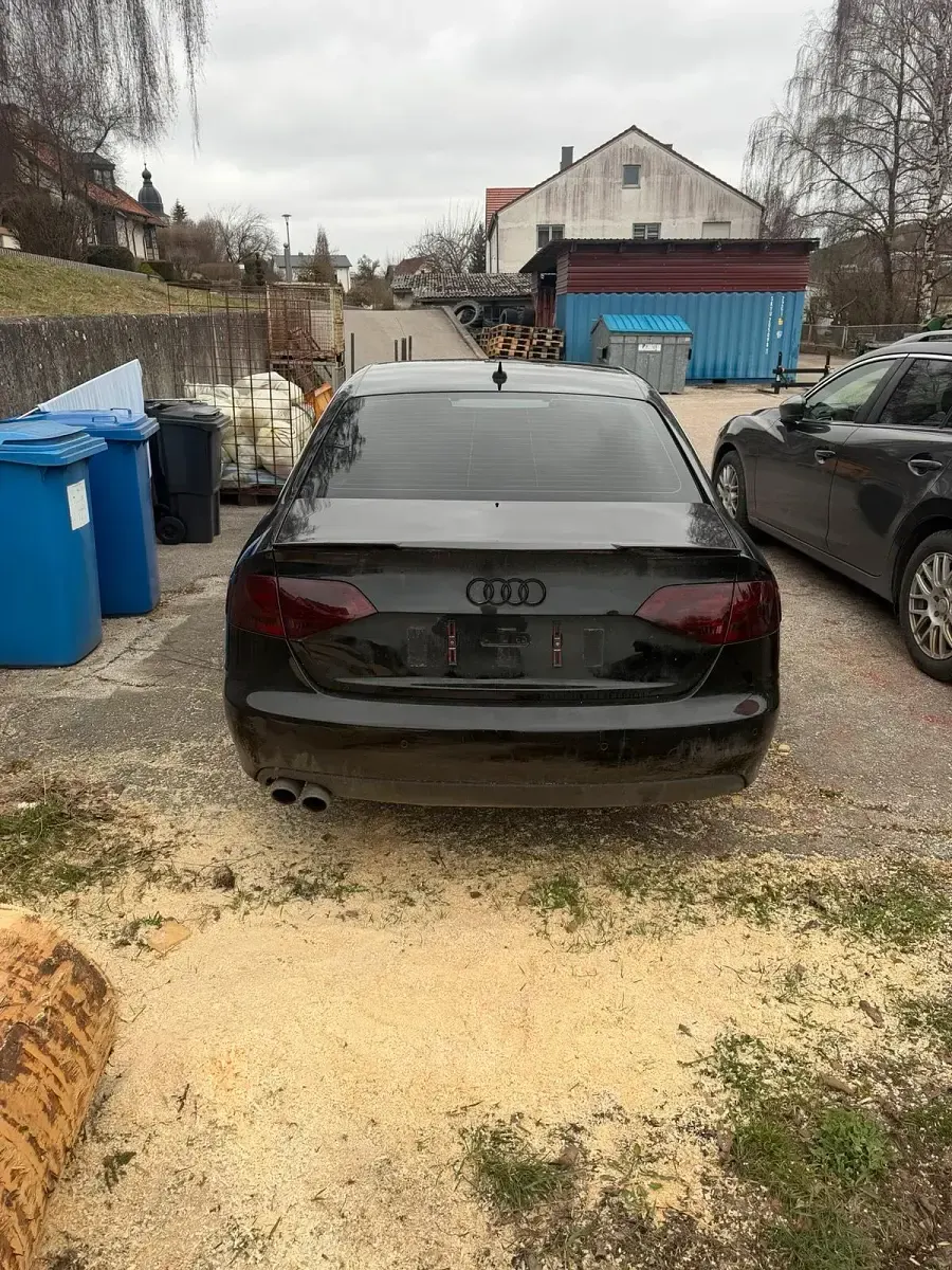 Gebraucht Audi A4 Basis 211 PS (155 kW) 2010 Schwarz Limousine