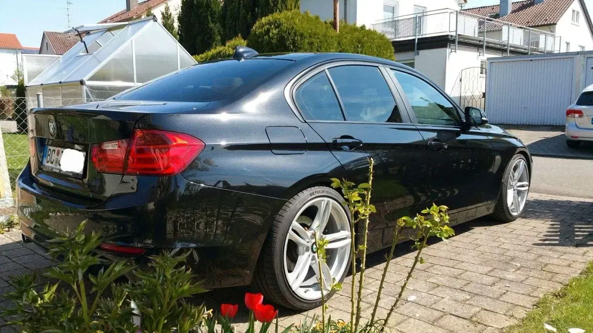 Gebraucht BMW 316 Performance 116 PS (85 kW) 2013 Schwarz Limousine