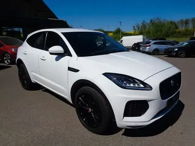 Używany Jaguar E-Pace R-Dynamic 180 KM (132 kW) 2019 Biały SUV